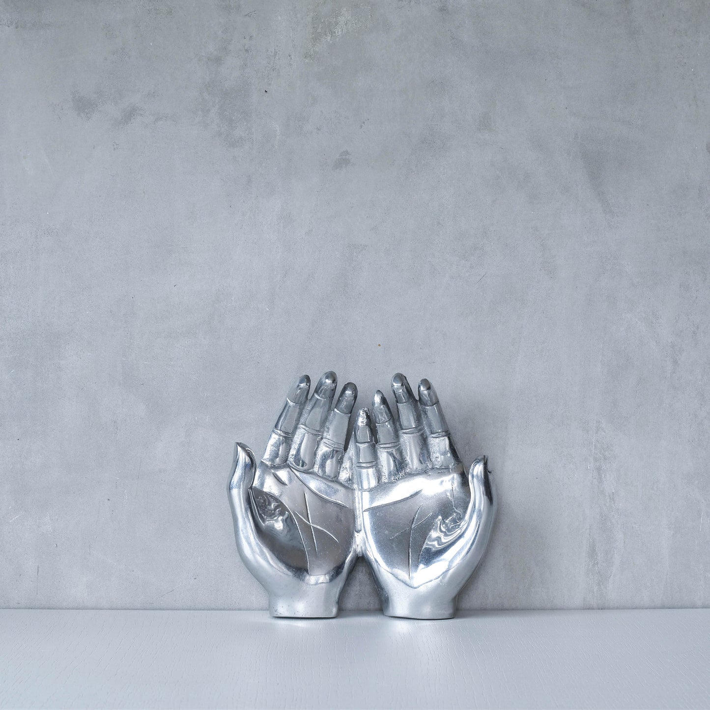 Vintage sand cast aluminium sculptural hands dish vide poche catchall silver
