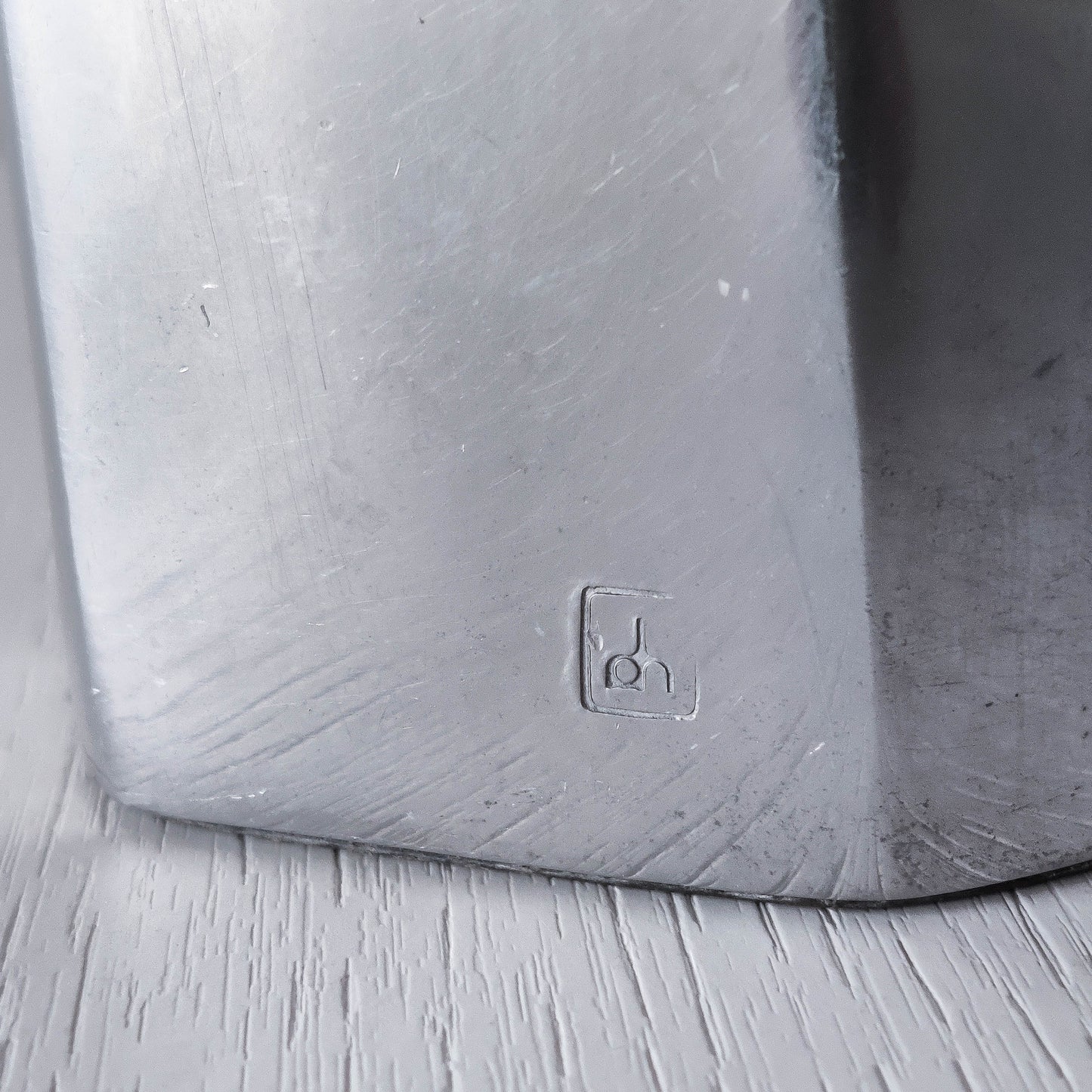 Vintage David Marshall Disenos brutalist hand cast aluminium and brass pen holder desk tidy