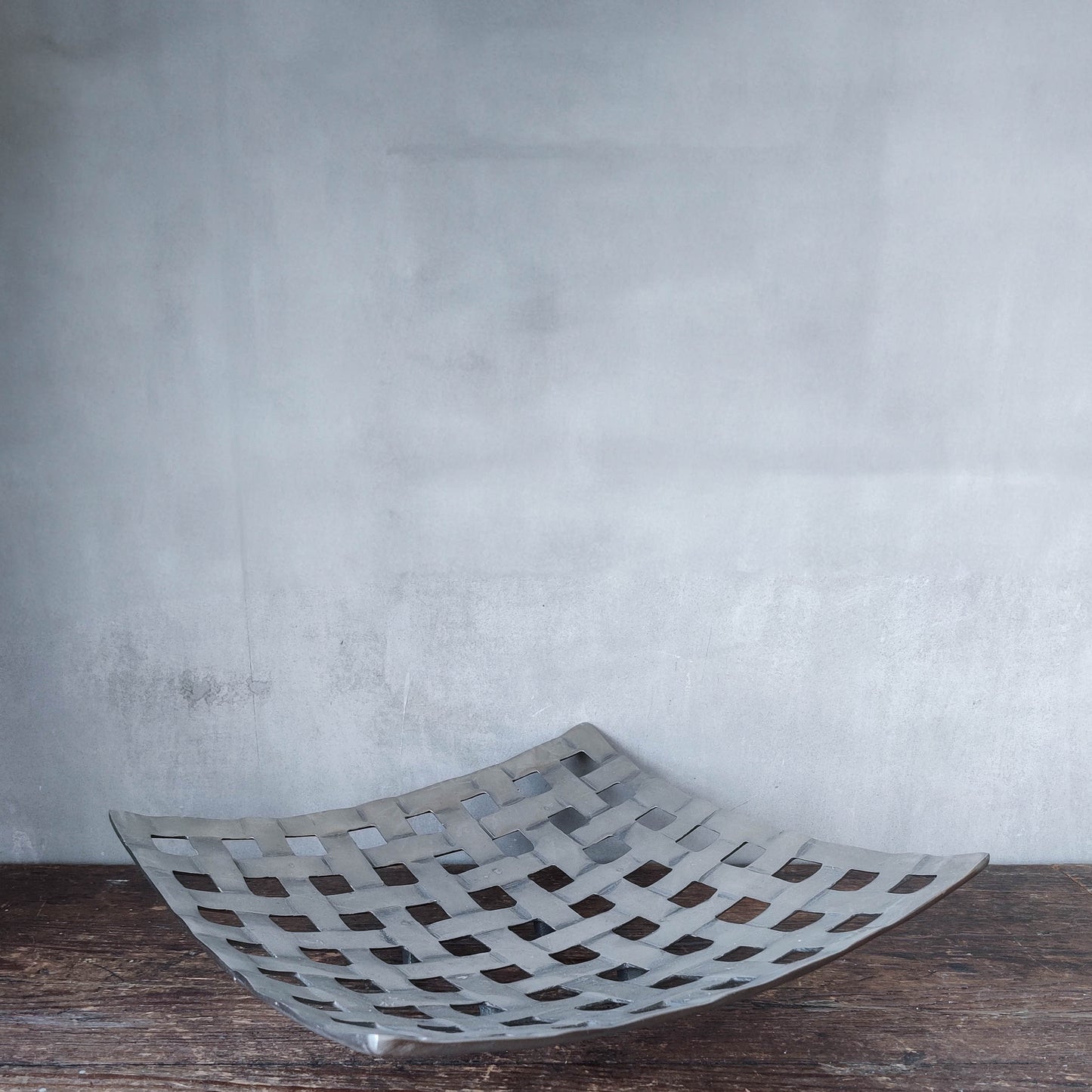 Vintage cast aluminium platter tray fruit bowl lattice weave centrepiece