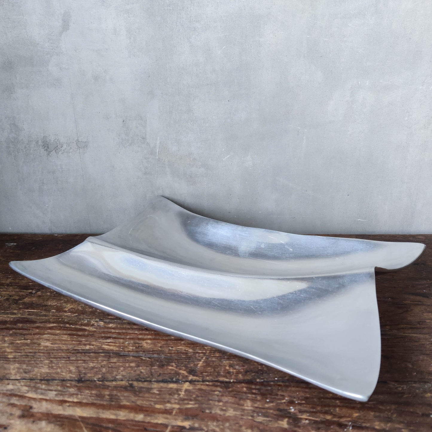 Vintage 00s cast aluminium plate platter sculptural dish vide poche