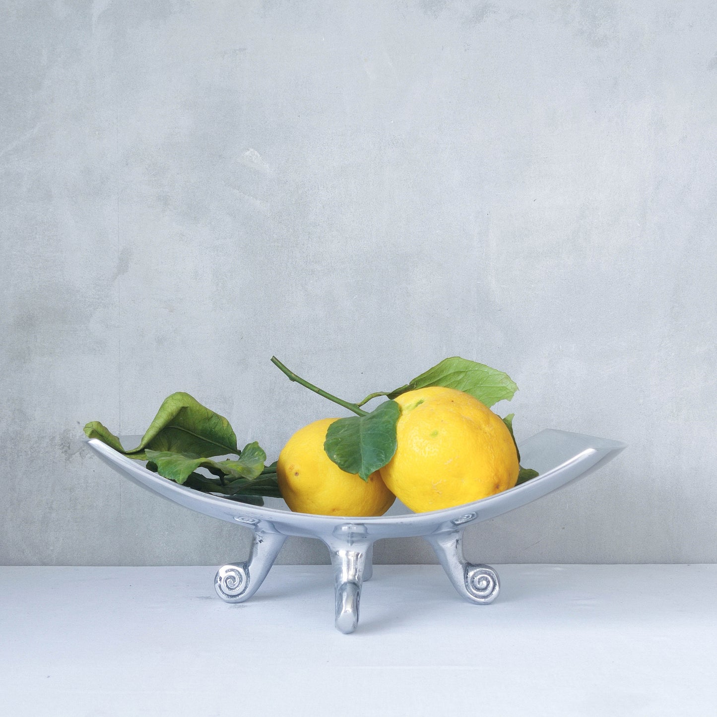 Vintage cast aluminium silver fruit bowl footed centerpiece with spiral feet