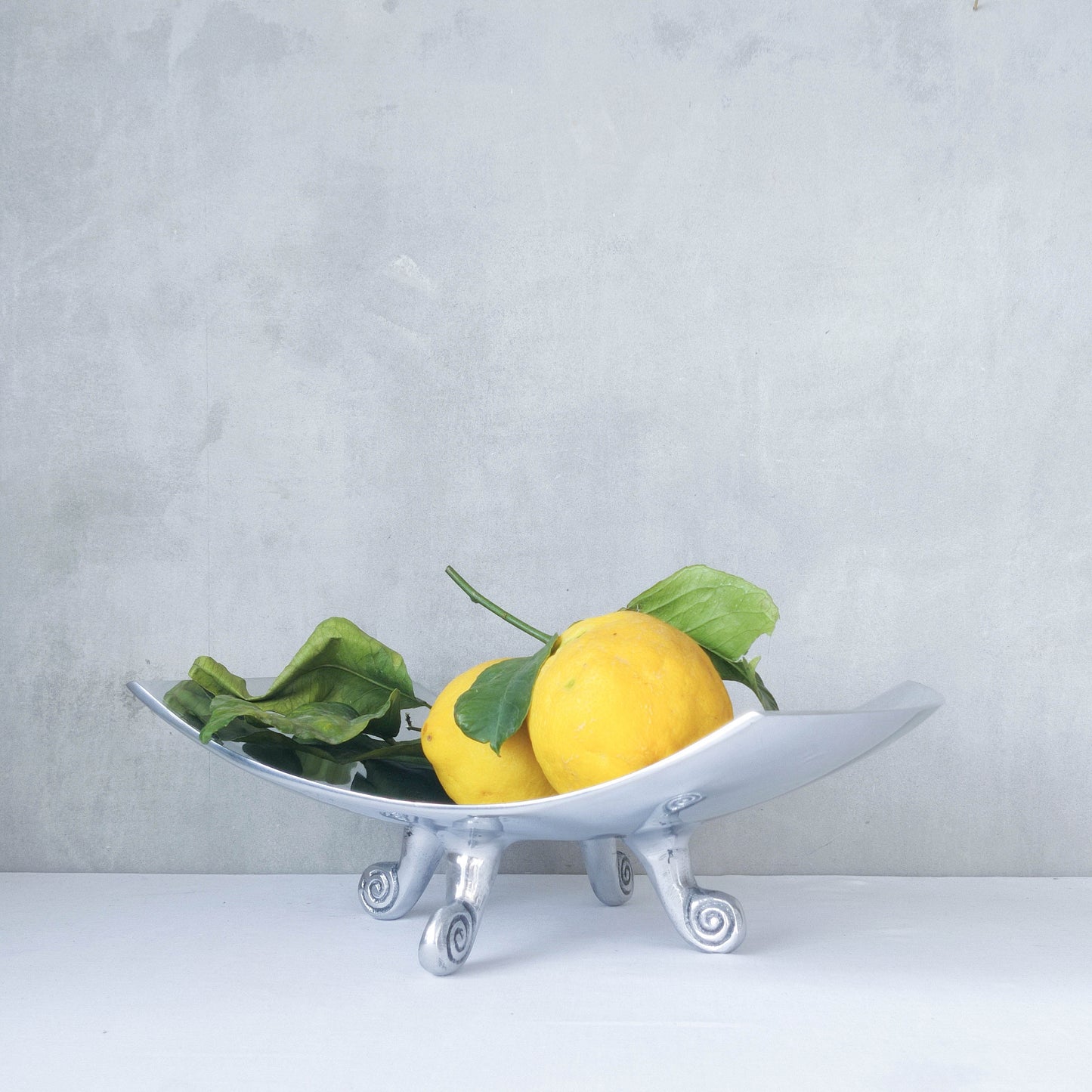 Vintage cast aluminium silver fruit bowl footed centerpiece with spiral feet