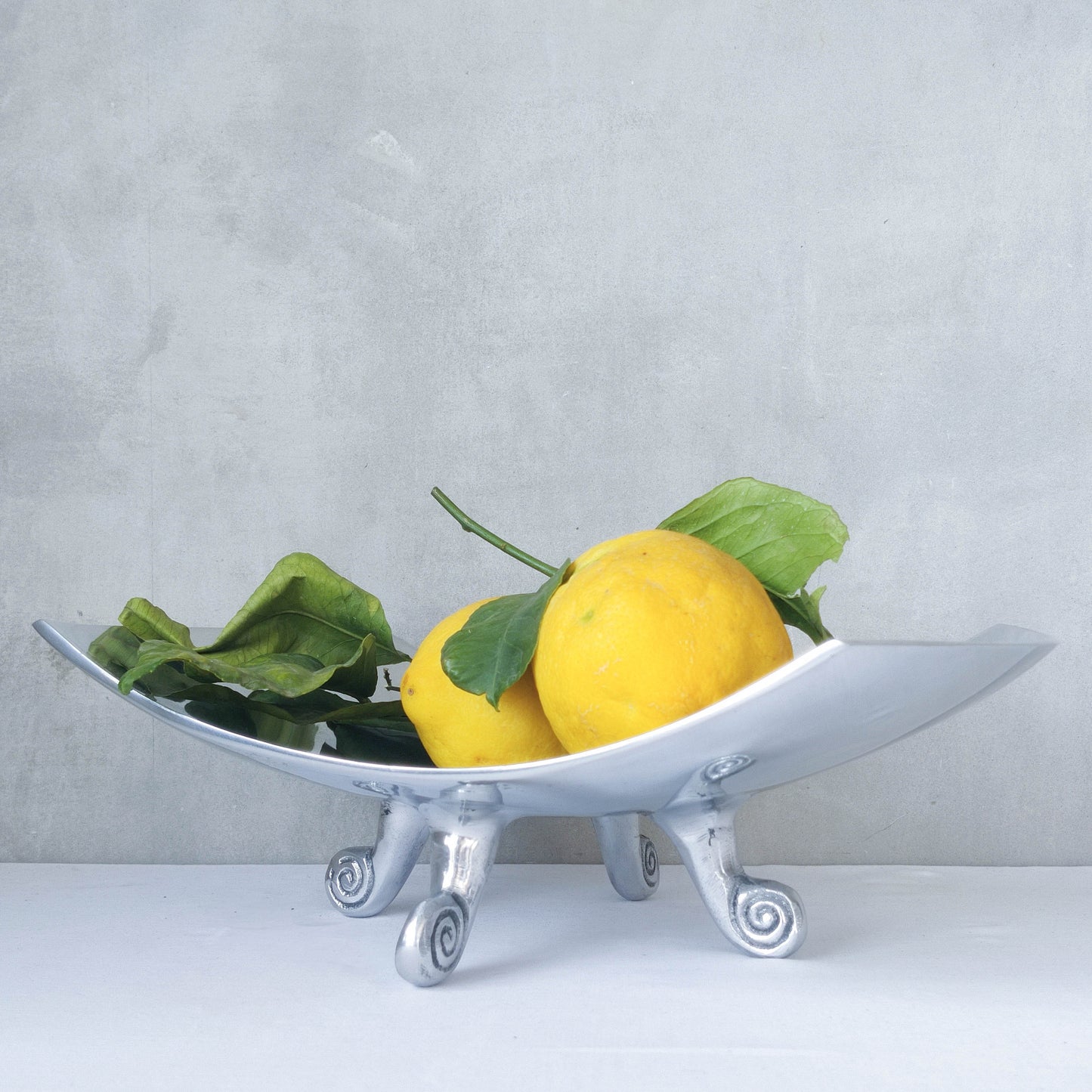 Vintage cast aluminium silver fruit bowl footed centerpiece with spiral feet