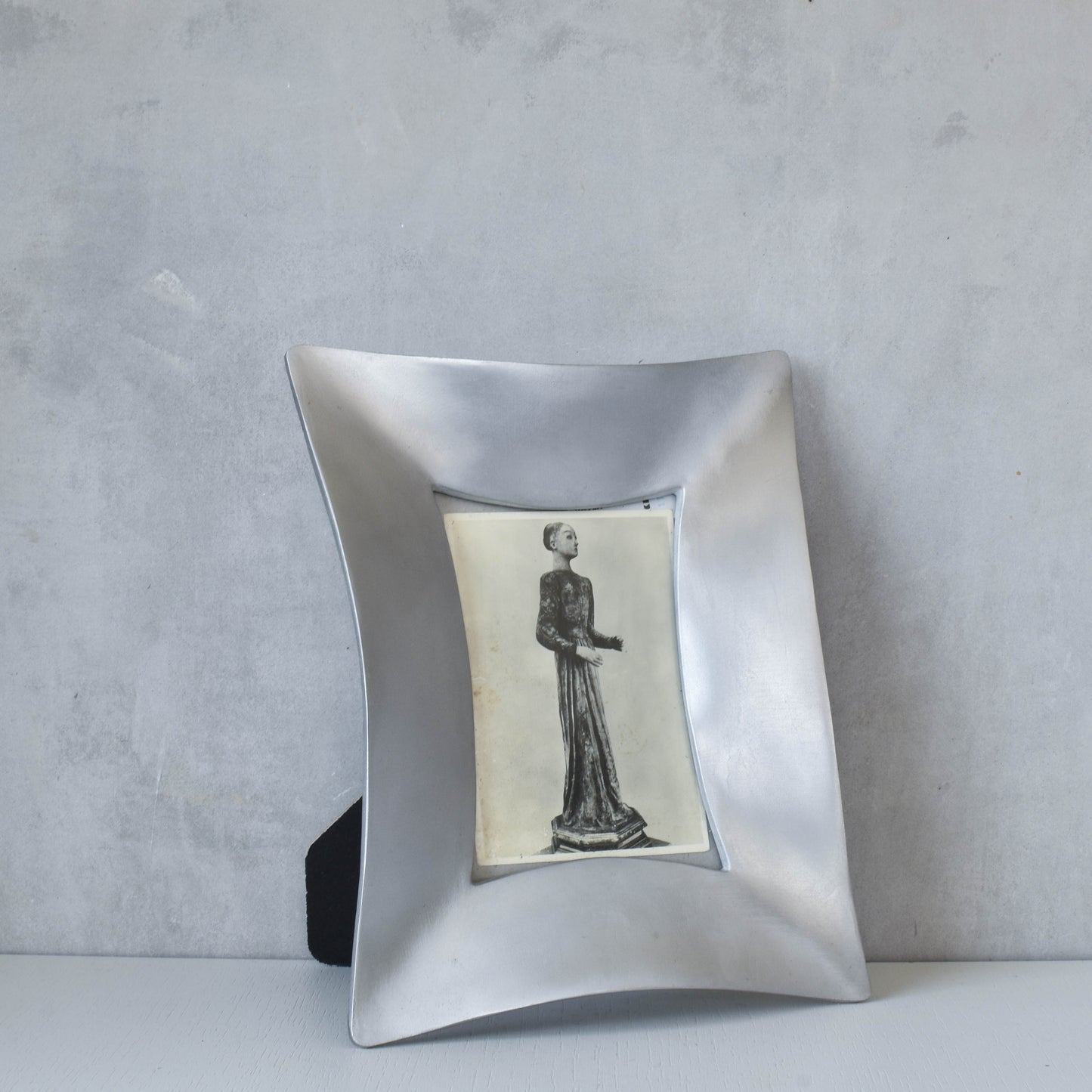 Vintage 1999 Havla Ikea cast metal wavy postmodern style photo picture frame