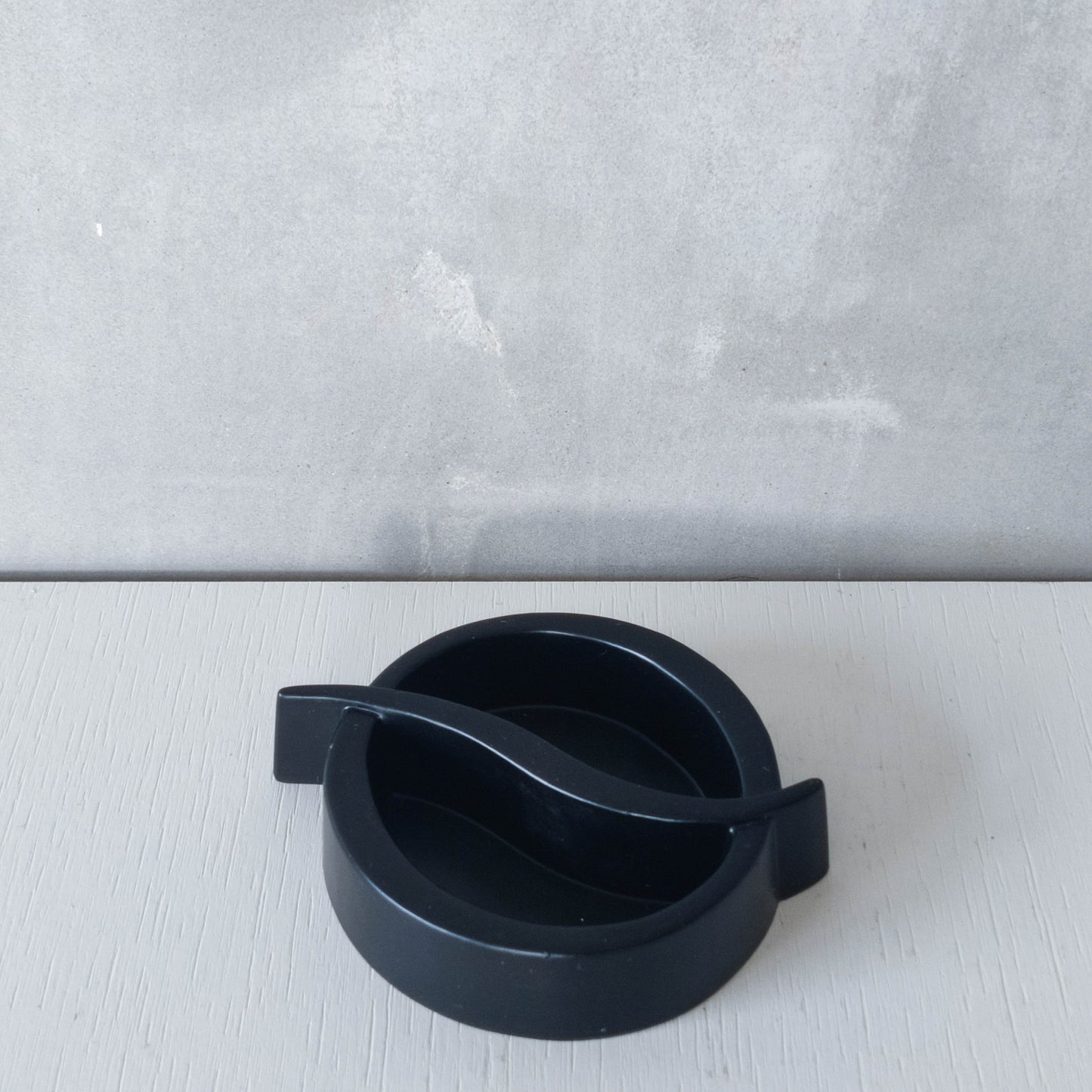 Quaglino's Q ashtray Terence Conran 1990s black powder coated aluminium London