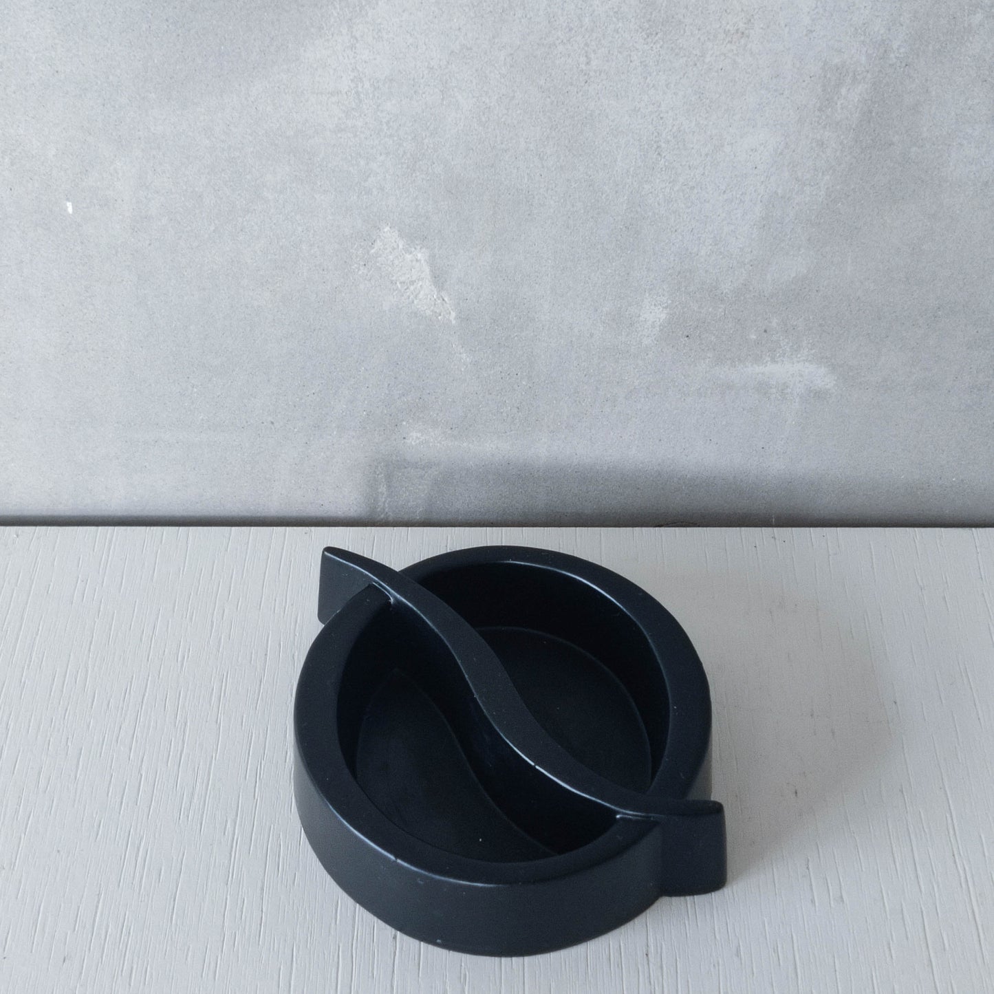 Quaglino's Q ashtray Terence Conran 1990s black powder coated aluminium London