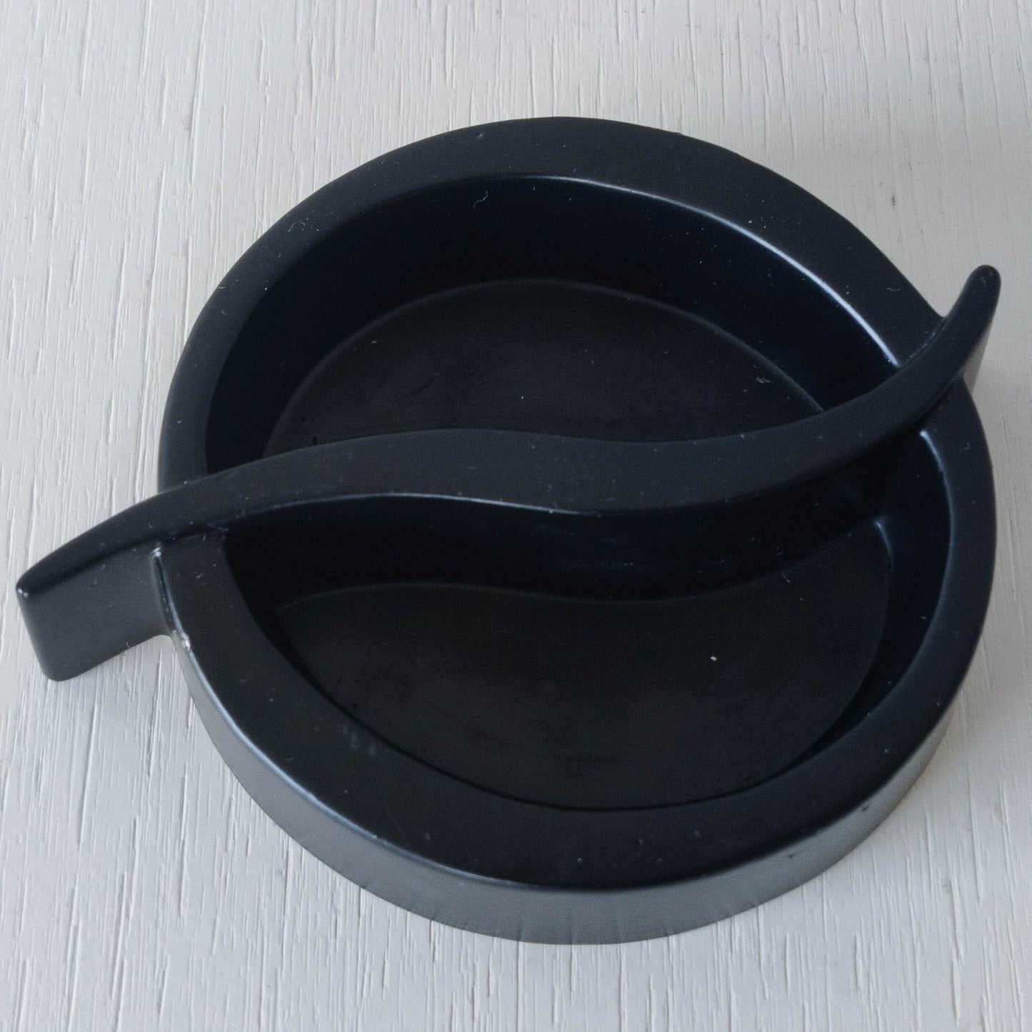 Quaglino's Q ashtray Terence Conran 1990s black powder coated aluminium London