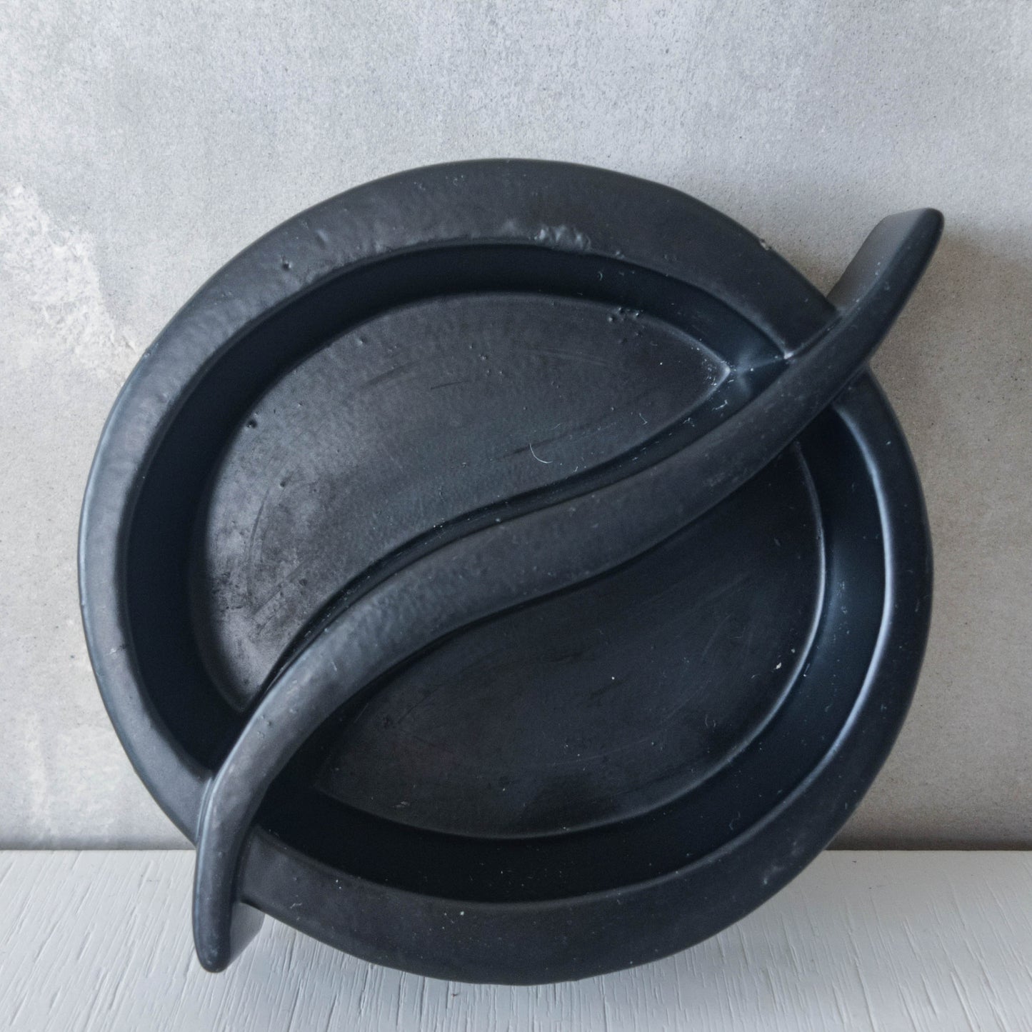 Quaglino's Q ashtray Terence Conran 1990s black powder coated aluminium London