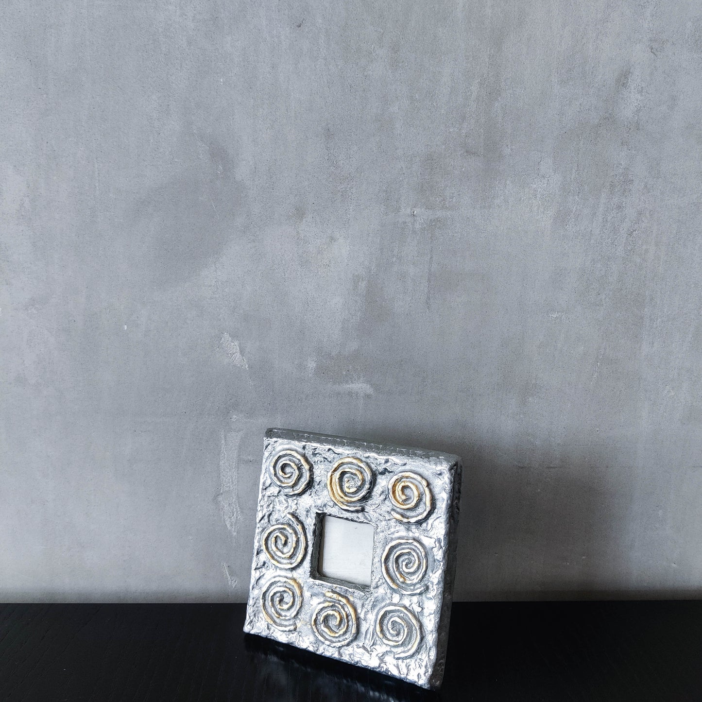 Vintage 1990s chunky sculptural textured spiral embossed metal photo frame