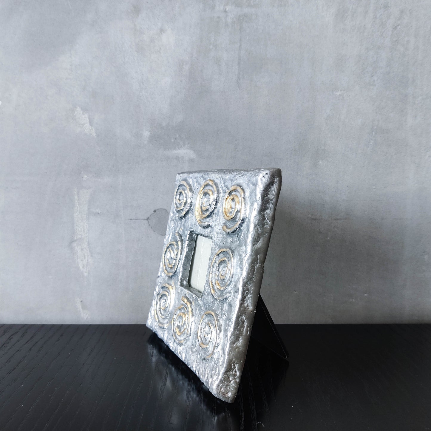 Vintage 1990s chunky sculptural textured spiral embossed metal photo frame