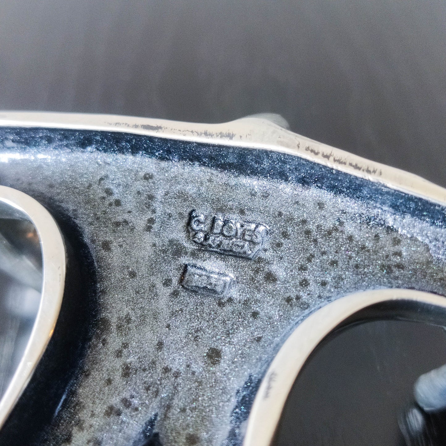 Carrol Boyes Sumo glass cast aluminium whimsical figure photo picture frame