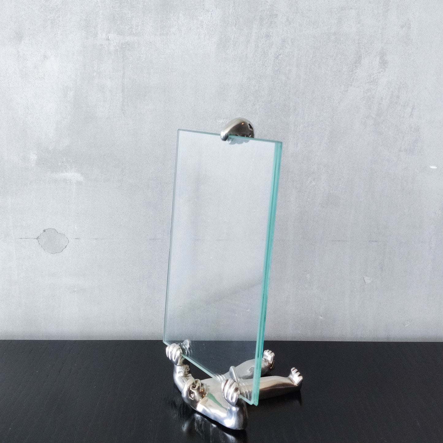 Carrol Boyes Sumo glass cast aluminium whimsical figure photo picture frame