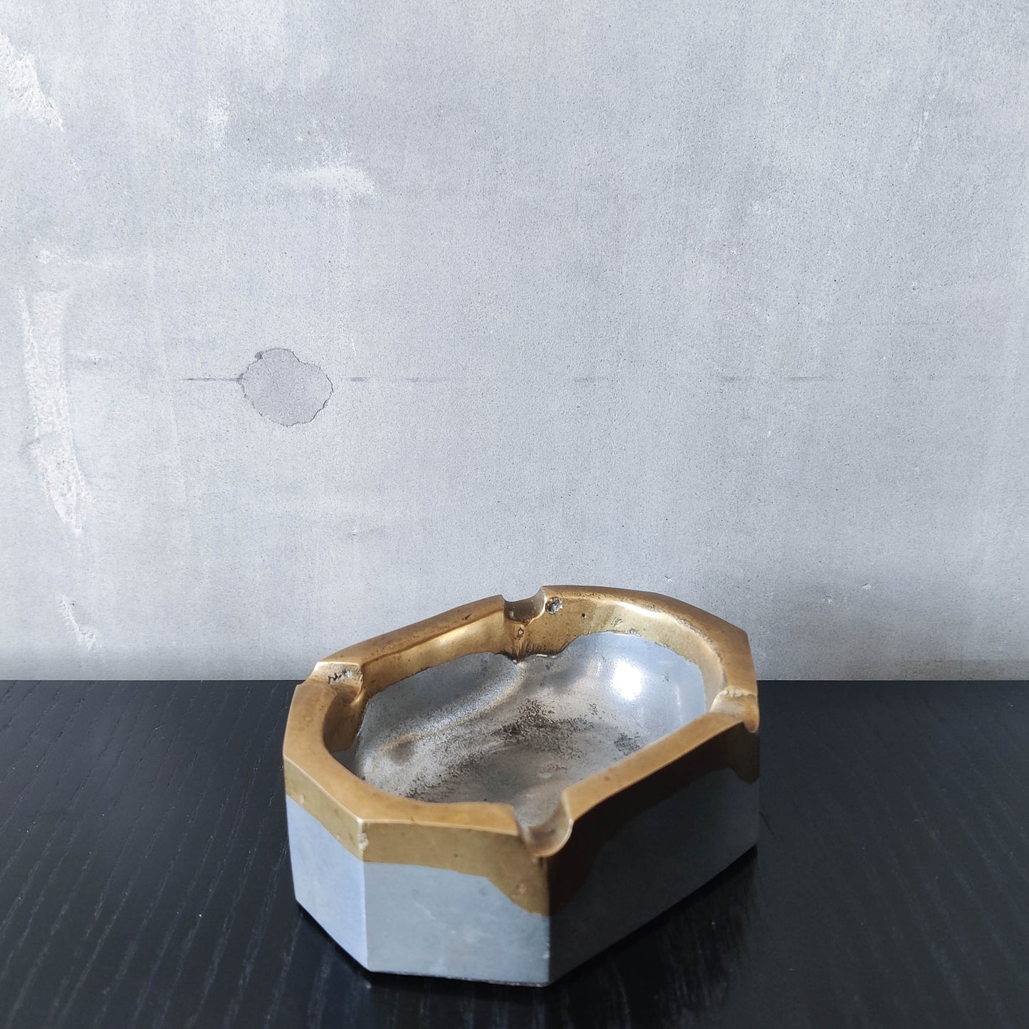 Vintage 70s/80s David Marshall Disenos brutalist cast aluminium brass ashtray