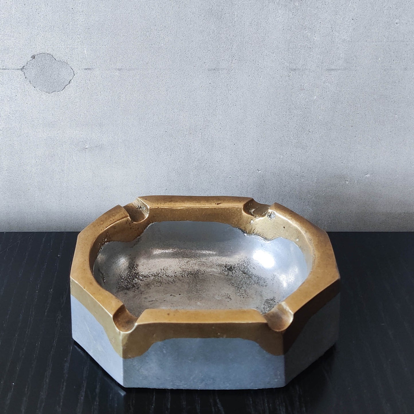 Vintage 70s/80s David Marshall Disenos brutalist cast aluminium brass ashtray