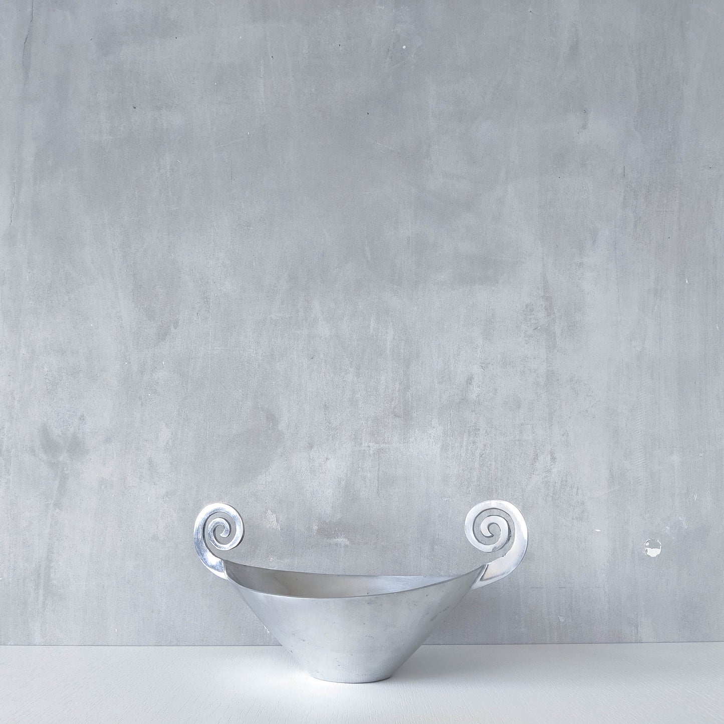 Vintage 90s cast aluminium spiral handled fruit bowl dish centrepiece silver