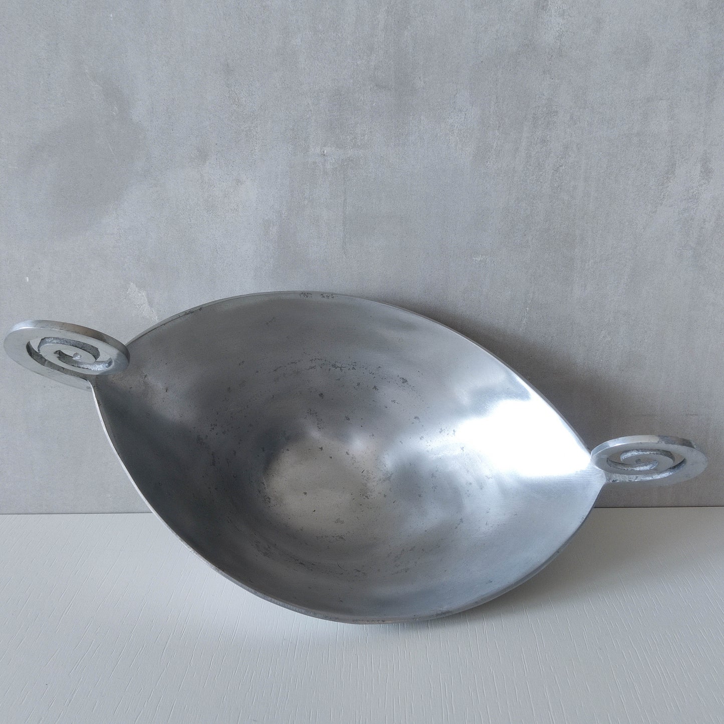 Vintage 90s cast aluminium spiral handled fruit bowl dish centrepiece silver