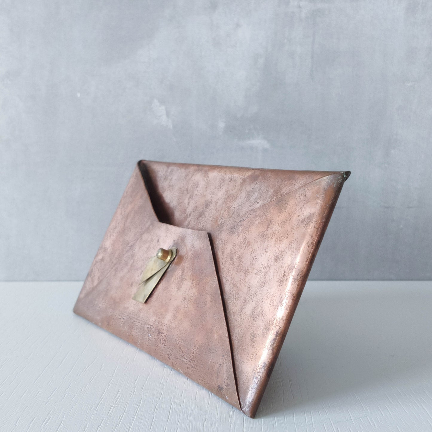 Vintage copper brass hammered Arts & Crafts style letter holder envelope shaped