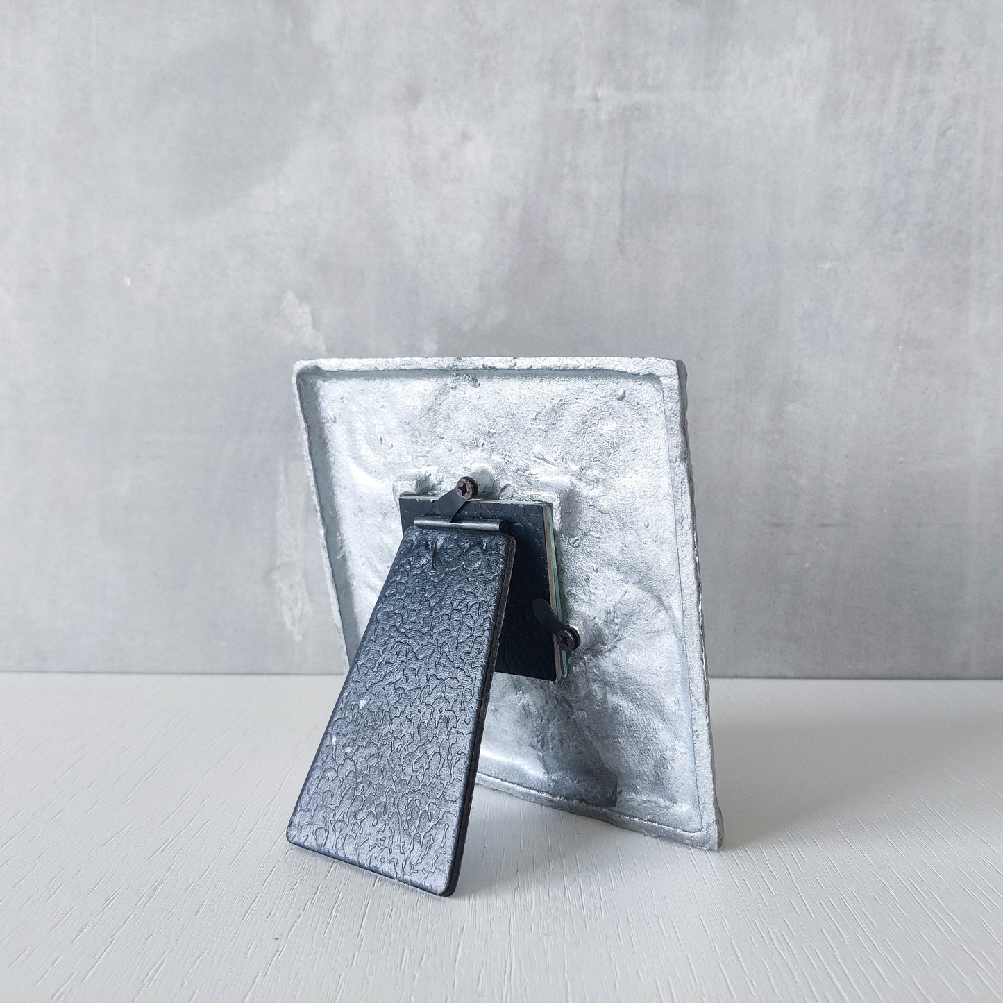 Vintage 1990s chunky sculptural textured spiral embossed metal photo frame