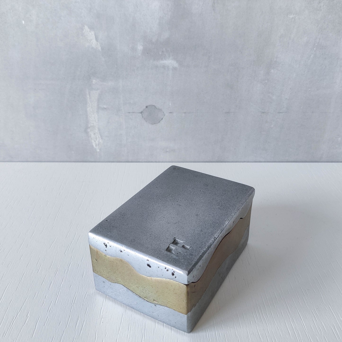 Vintage 70s/80s David Marshall Disenos brutalist cast aluminium and brass jewellery trinket lidded box