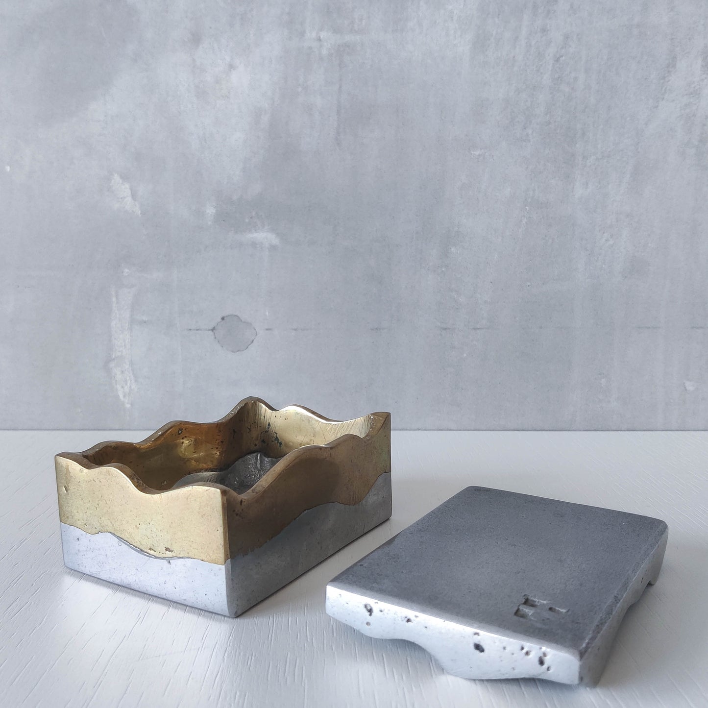 Vintage 70s/80s David Marshall Disenos brutalist cast aluminium and brass jewellery trinket lidded box