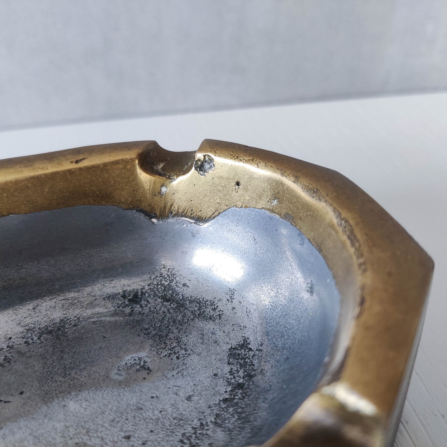 Vintage 70s/80s David Marshall Disenos brutalist cast aluminium brass ashtray