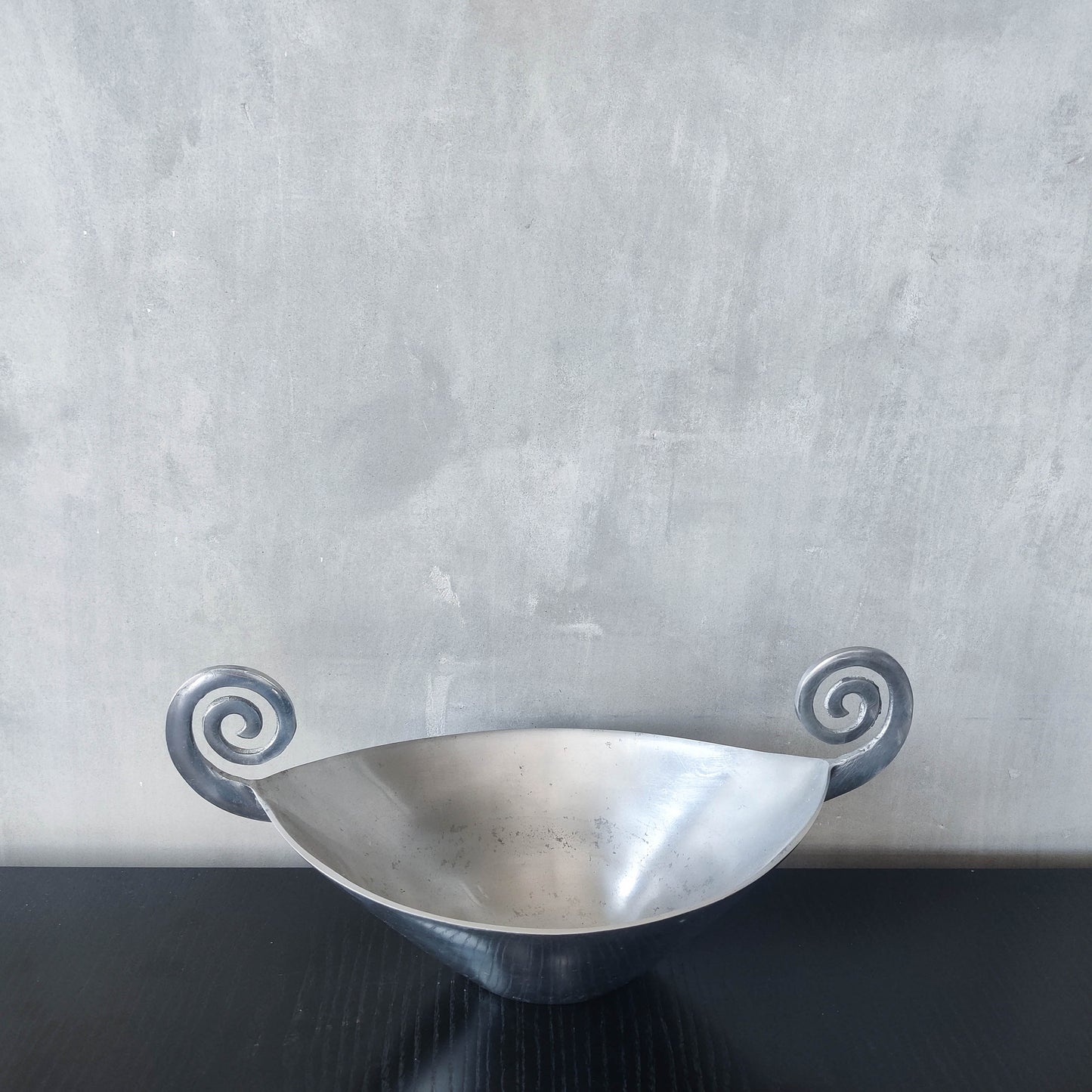 Vintage 90s cast aluminium spiral handled fruit bowl dish centrepiece silver