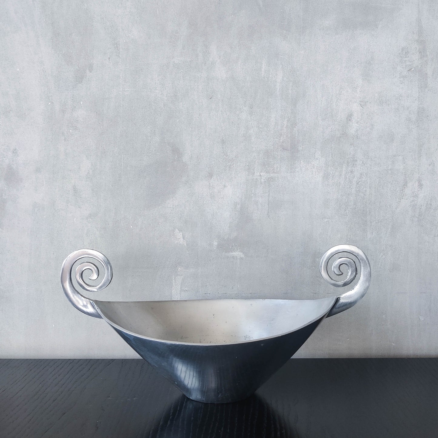 Vintage 90s cast aluminium spiral handled fruit bowl dish centrepiece silver