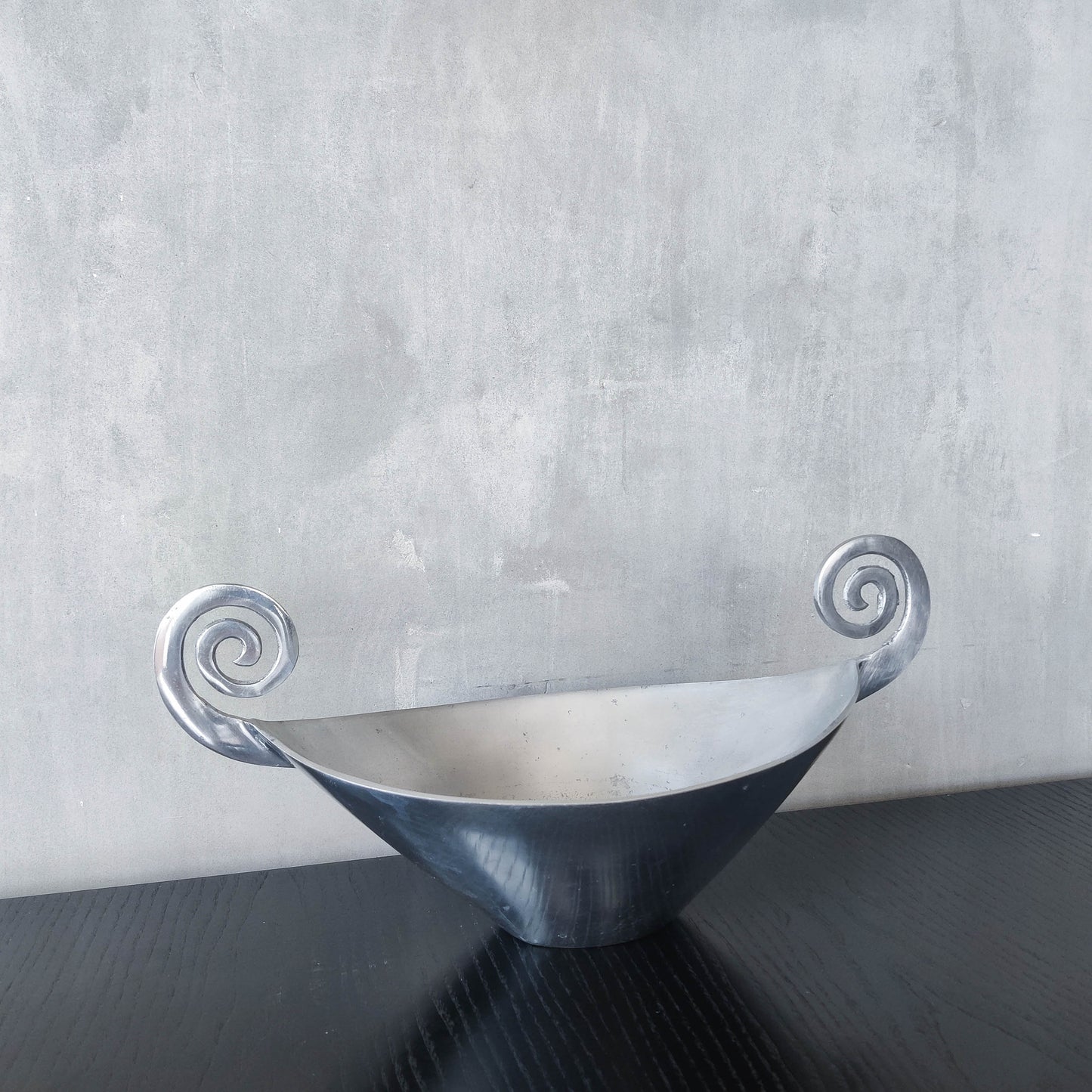 Vintage 90s cast aluminium spiral handled fruit bowl dish centrepiece silver