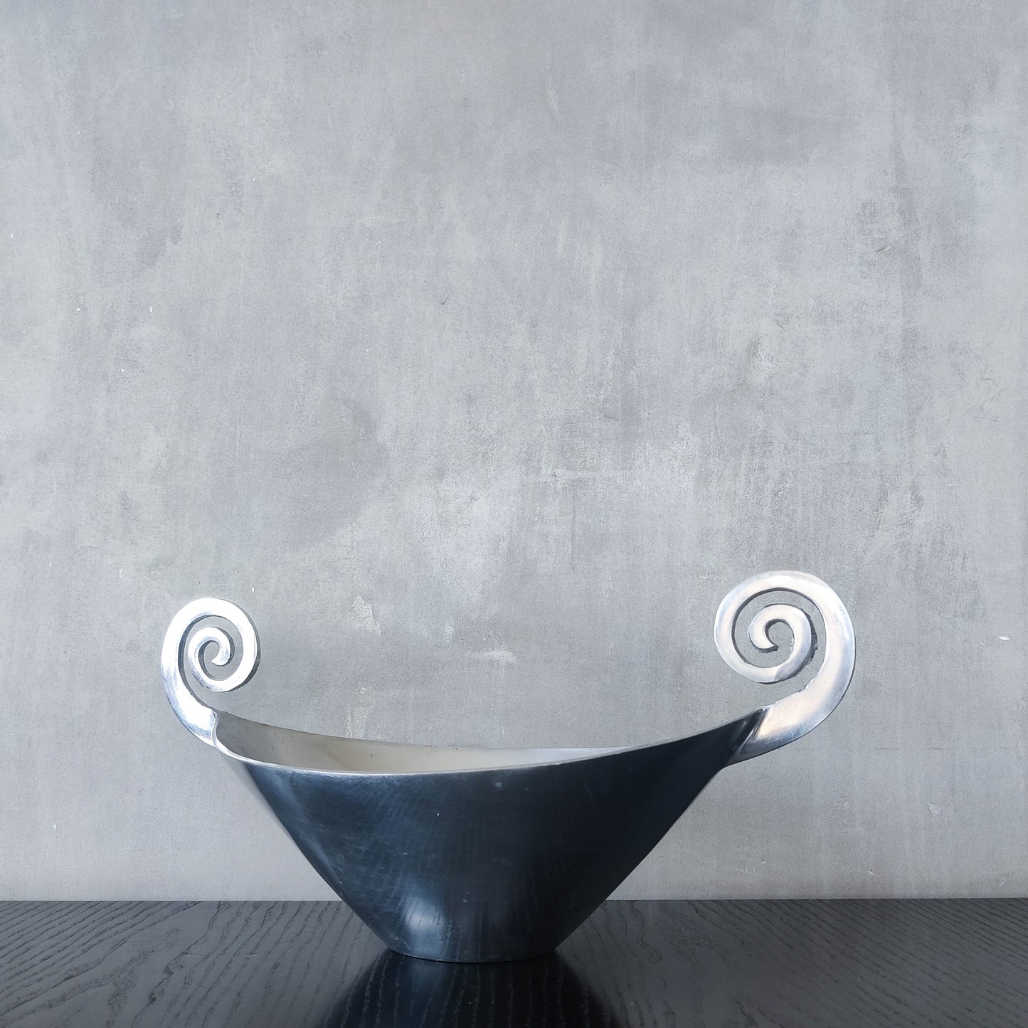 Vintage 90s cast aluminium spiral handled fruit bowl dish centrepiece silver