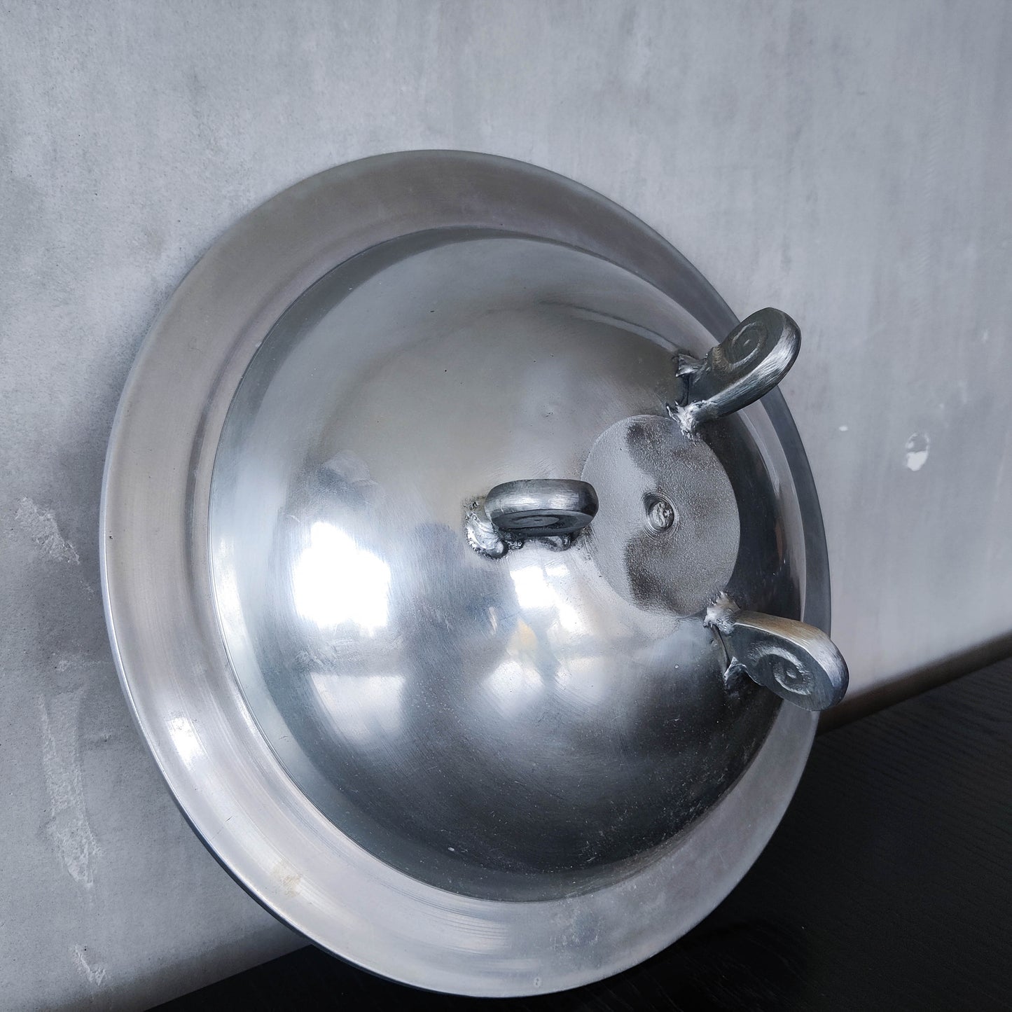 Vintage cast aluminium silver fruit bowl centerpiece with spiral feet footed