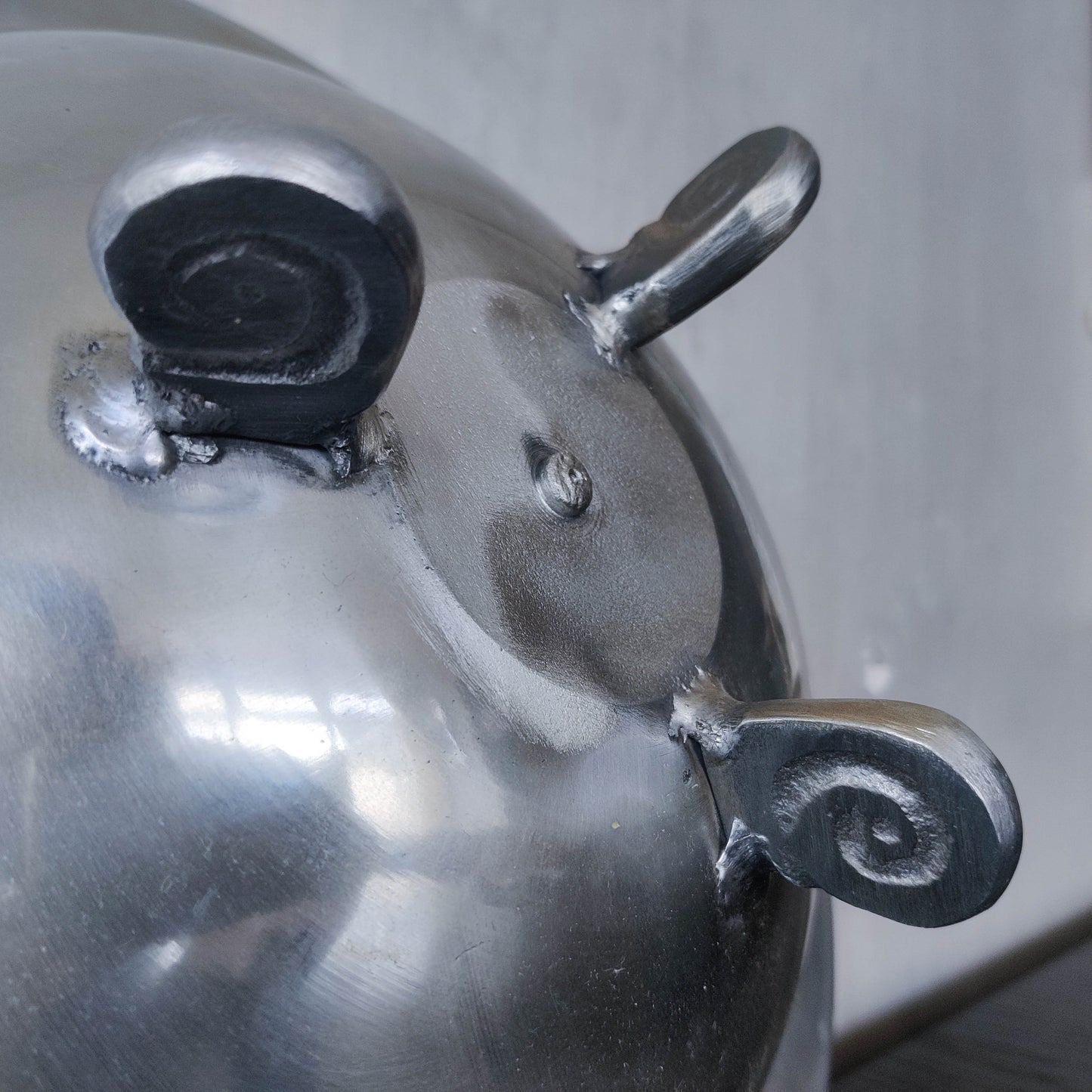 Vintage cast aluminium silver fruit bowl centerpiece with spiral feet footed