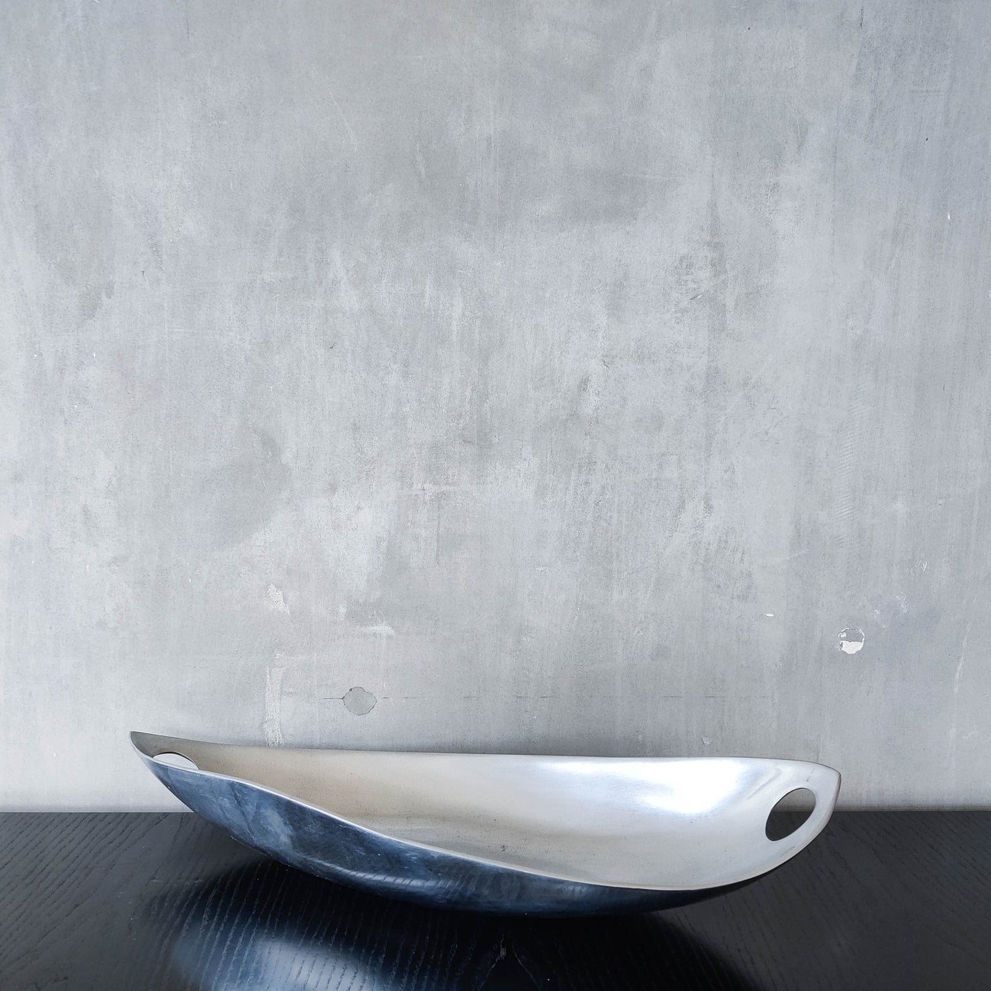 Cast aluminium vintage sculptural silver fruit bowl centerpiece wavy edged with handles