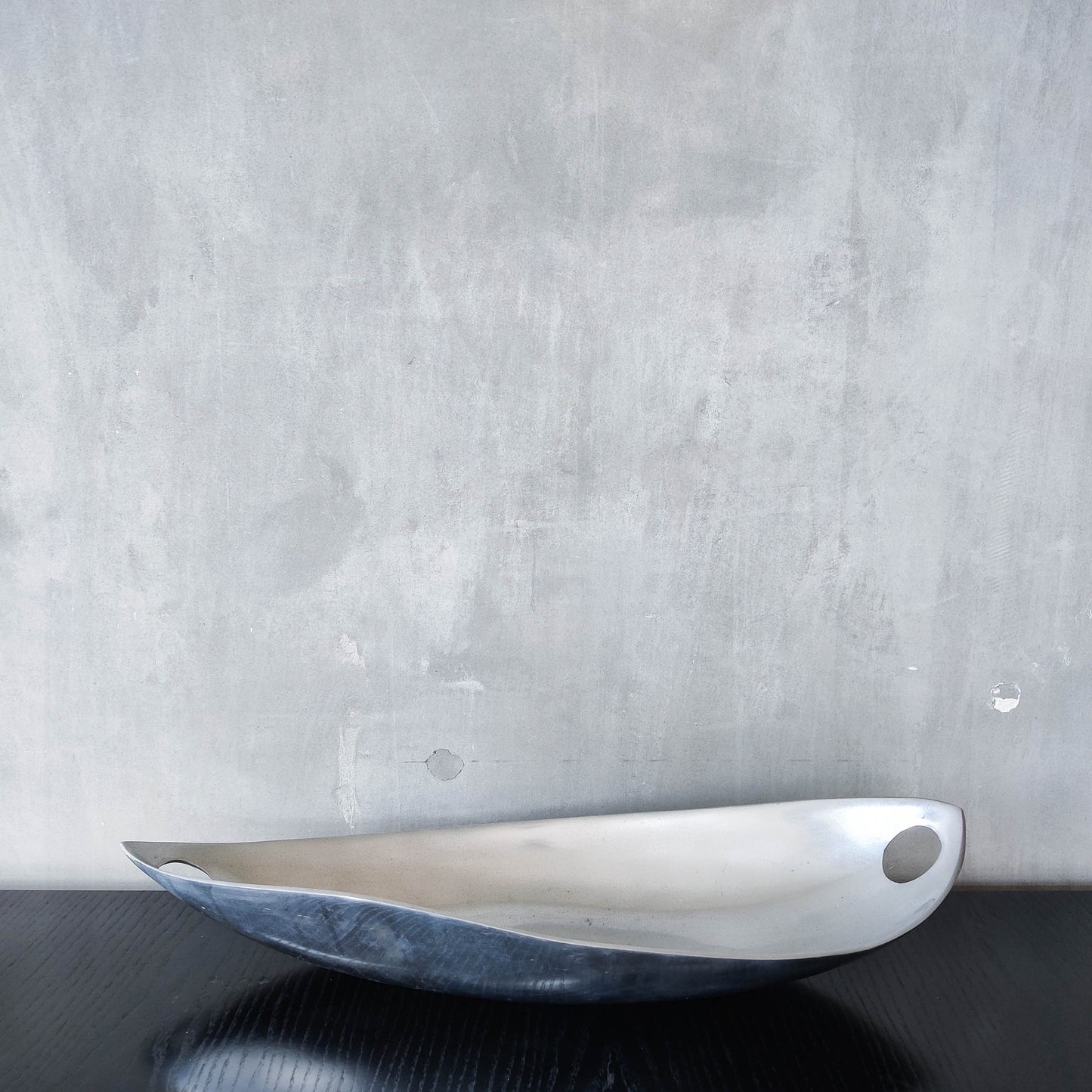 Cast aluminium vintage sculptural silver fruit bowl centerpiece wavy edged with handles