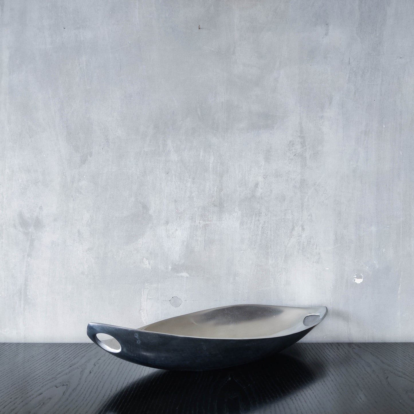 Cast aluminium vintage sculptural silver fruit bowl centerpiece wavy edged with handles