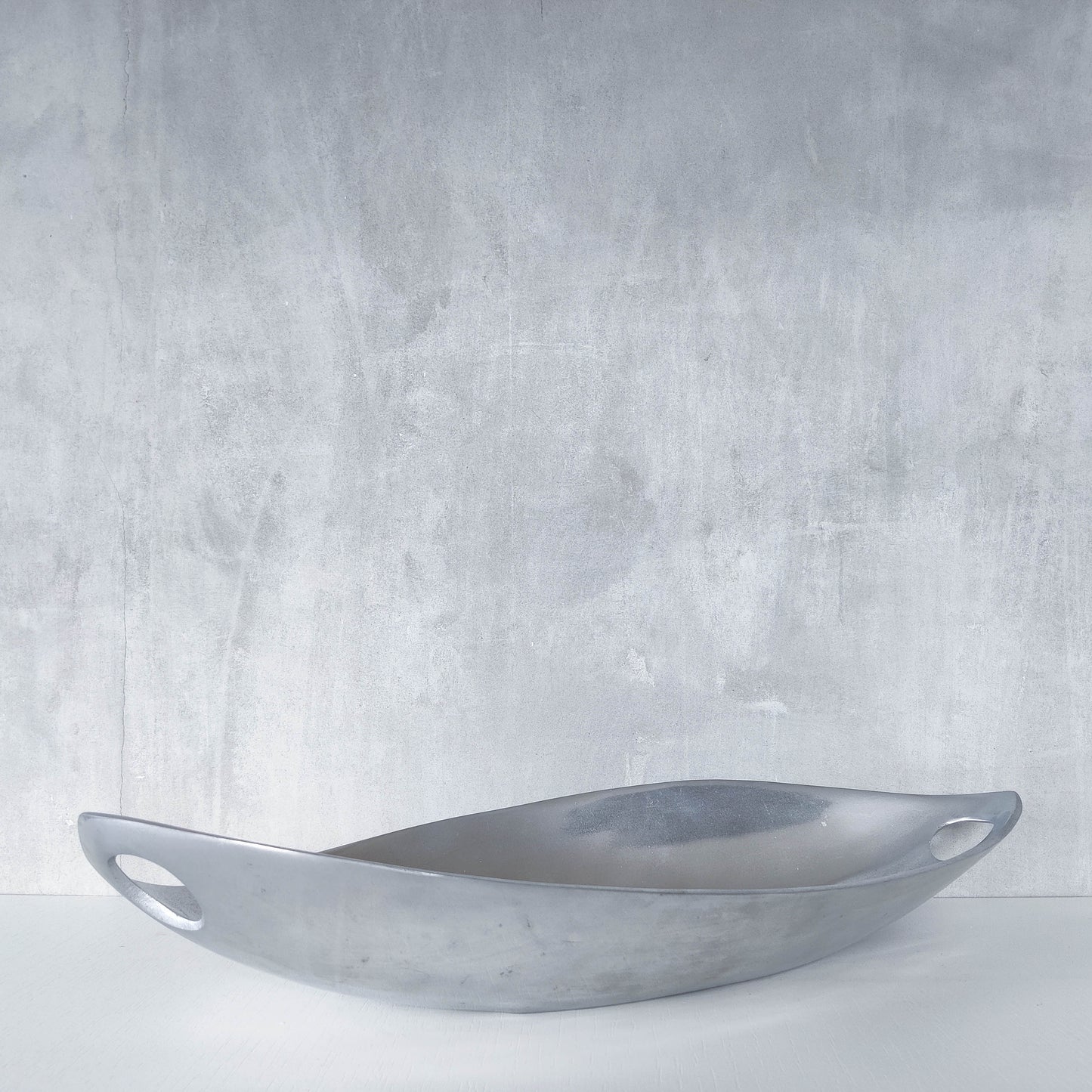 Cast aluminium vintage sculptural silver fruit bowl centerpiece wavy edged with handles