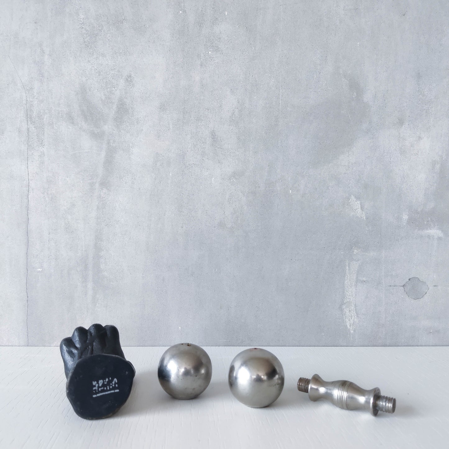 Vintage whimsical pop art Michael Aram salt & pepper shaker metal barbell hand