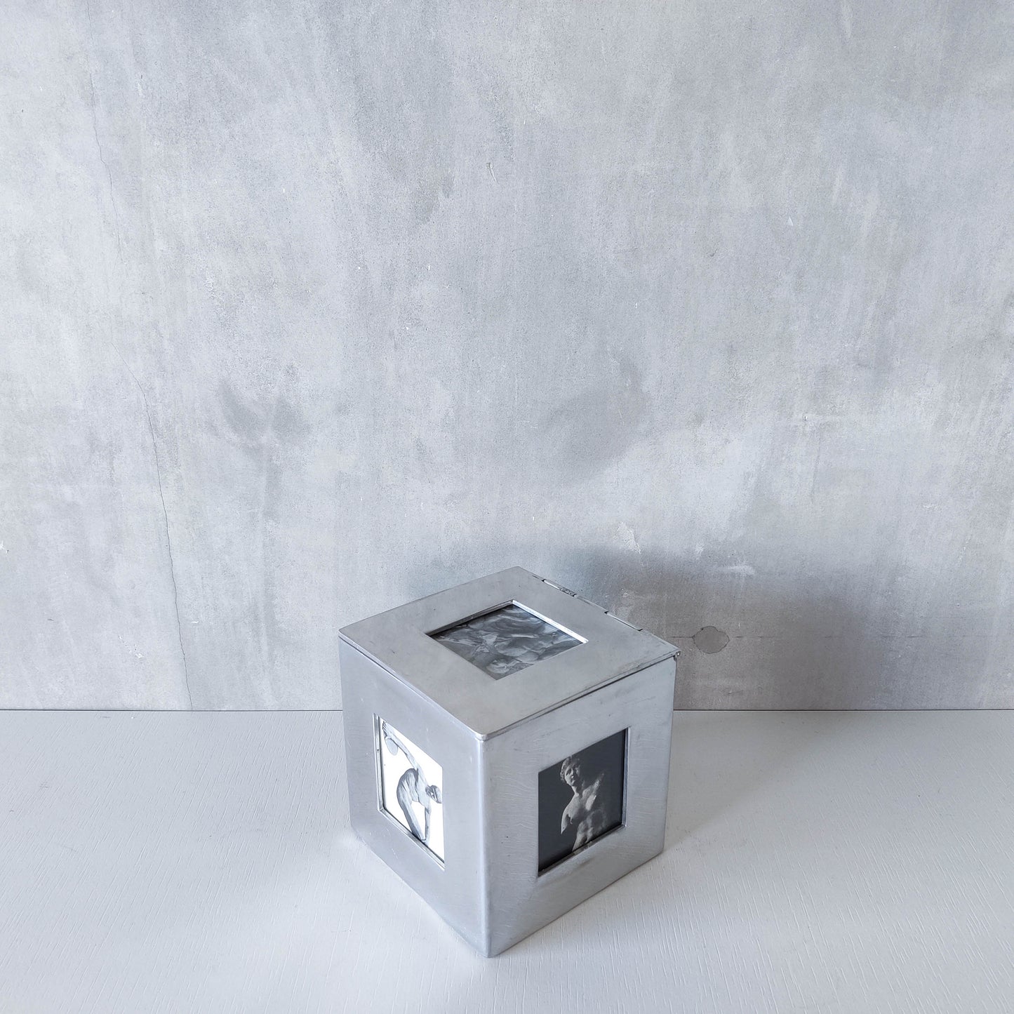 Vintage 00s heavy chunky cast aluminium photo frame box cube