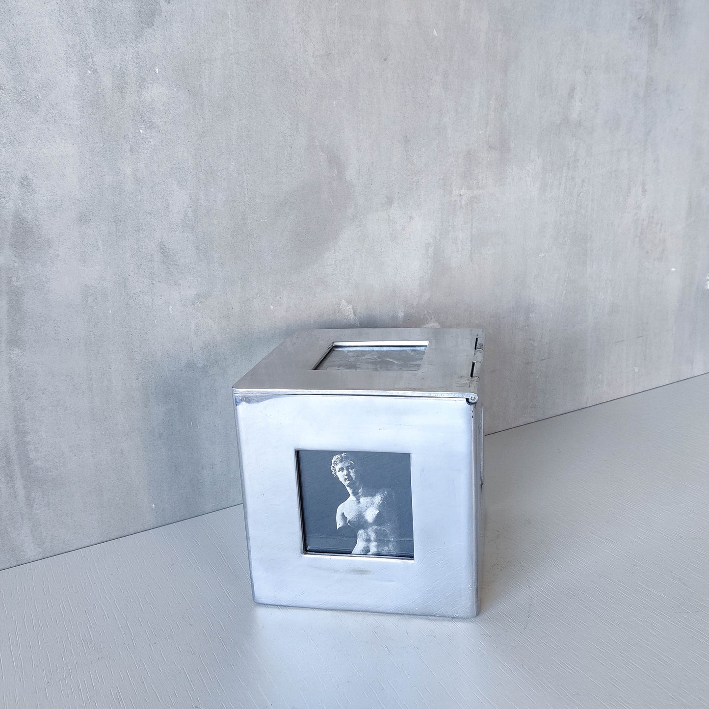 Vintage 00s heavy chunky cast aluminium photo frame box cube