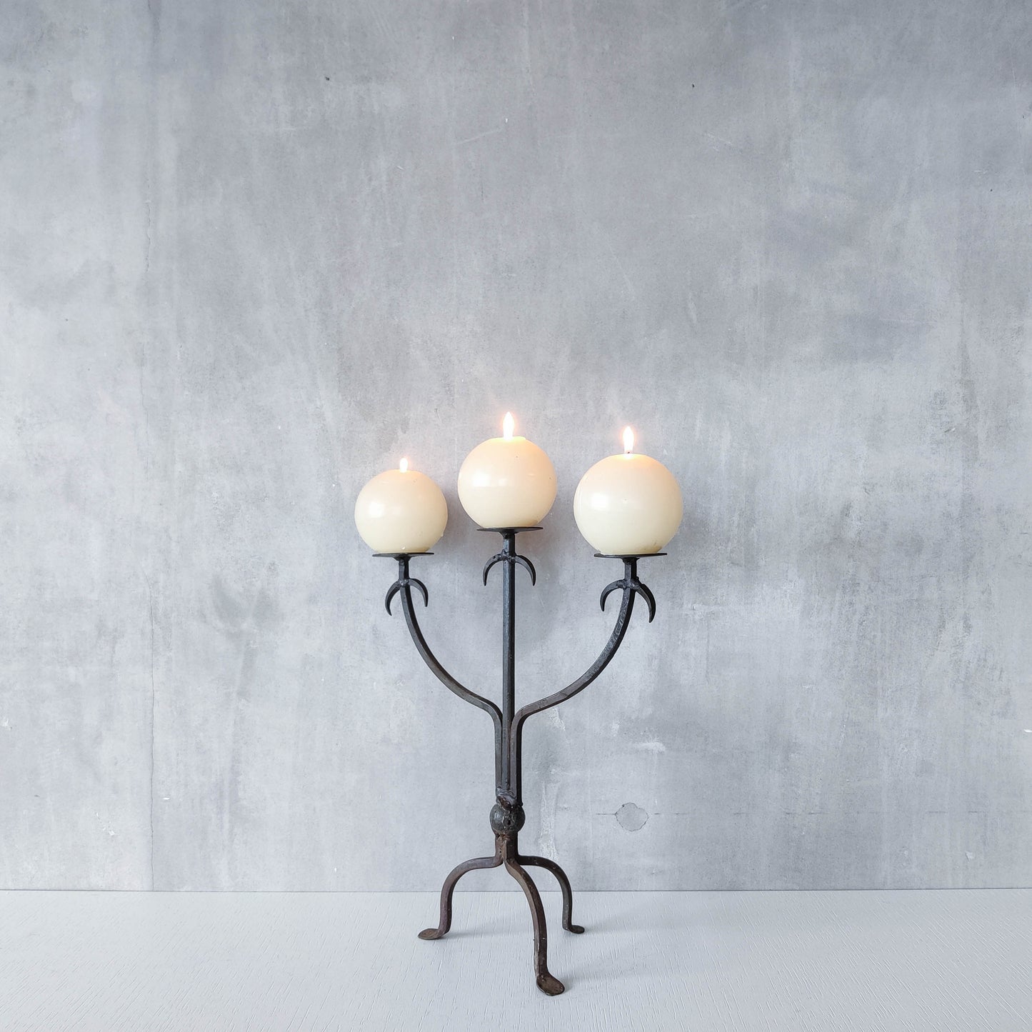 Vintage primitive style wrought iron welded 3 arm candelabra