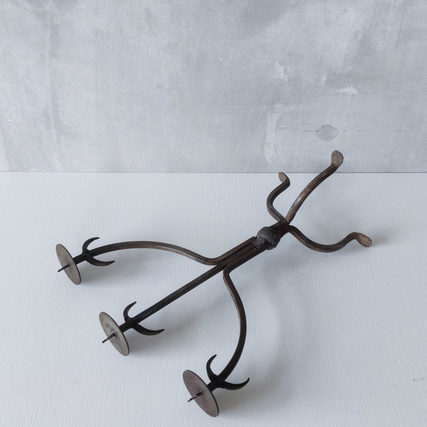 Vintage primitive style wrought iron welded 3 arm candelabra