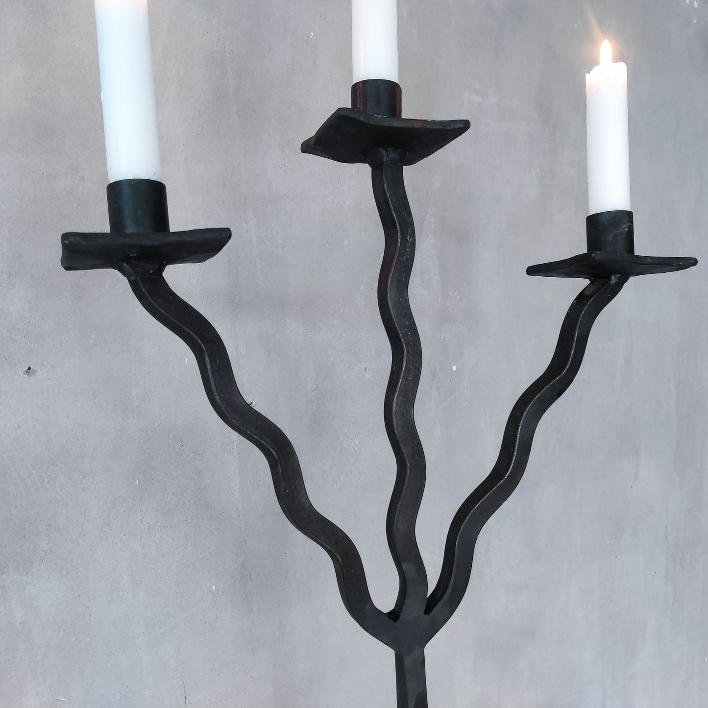Vintage 1980s large artisan wrought iron metal wavy twisted sculptural candelabra