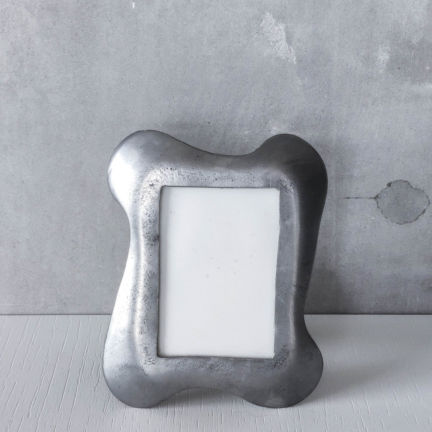 Vintage 1990s wavy pewter chunky organic modernist form picture photo frame