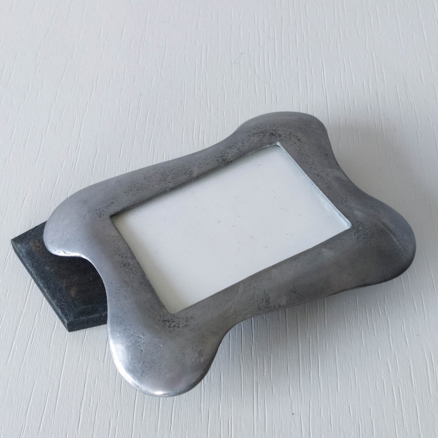 Vintage 1990s wavy pewter chunky organic modernist form picture photo frame