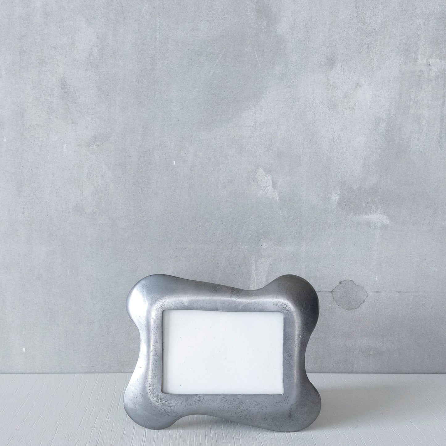 Vintage 1990s wavy pewter chunky organic modernist form picture photo frame