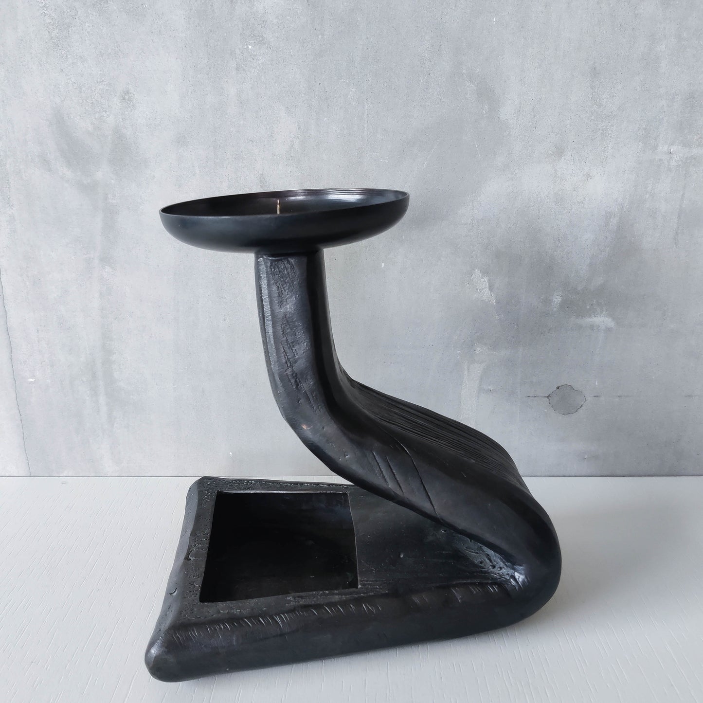 Midcentury brutalist forged patinated copper sculptural candle holder vide poche