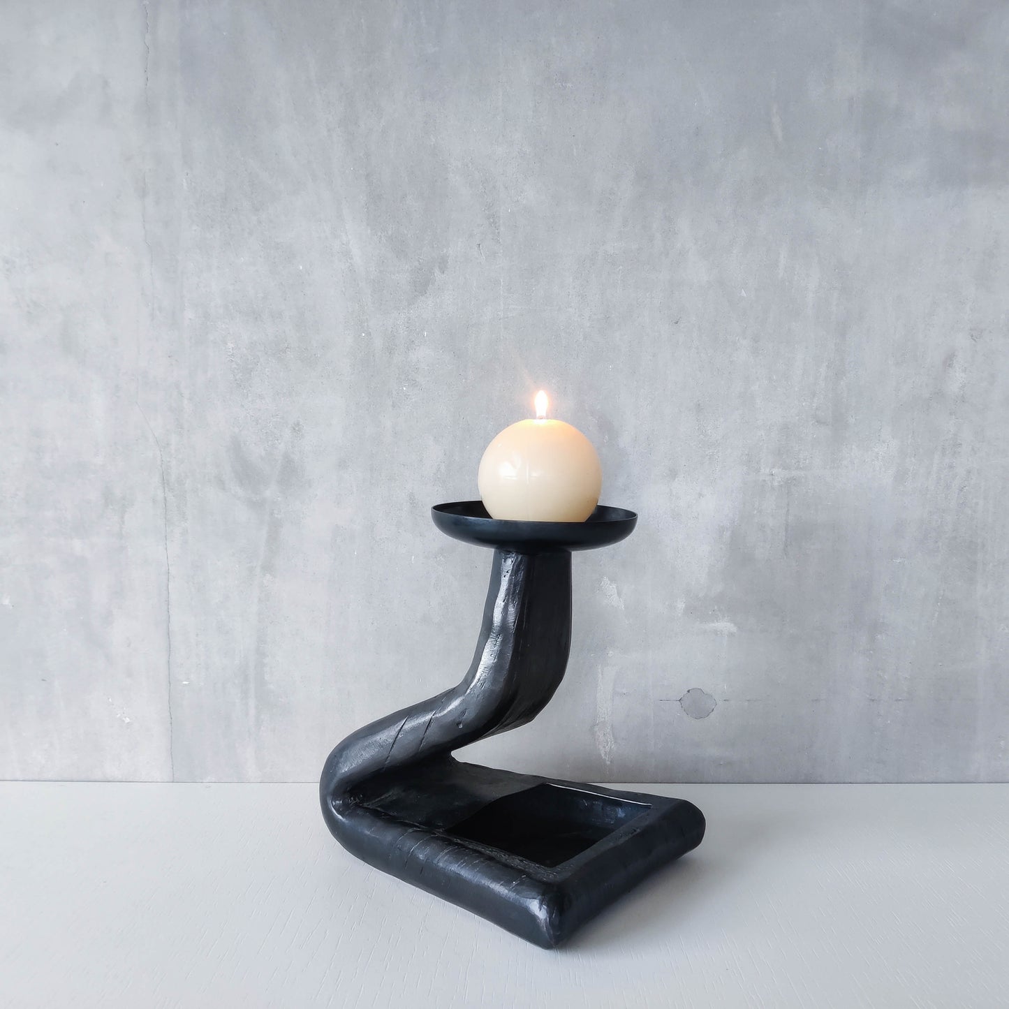 Midcentury brutalist forged patinated copper sculptural candle holder vide poche