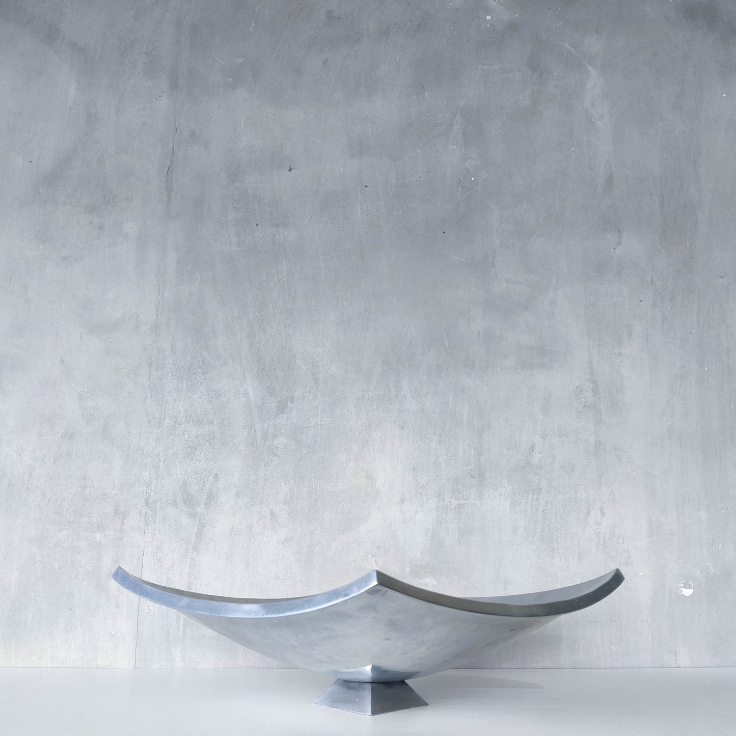 Vintage 90s cast aluminium sculptural silver large footed centerpiece fruit bowl