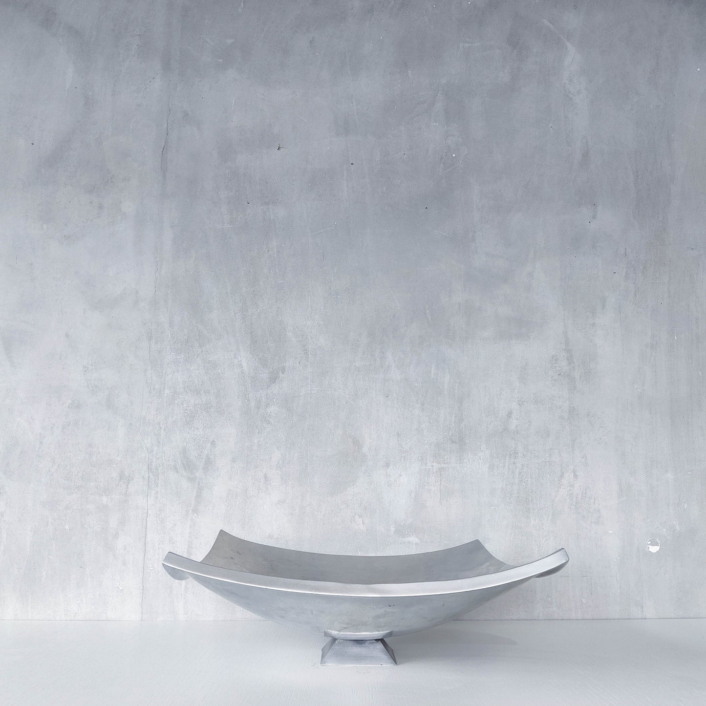 Vintage 90s cast aluminium sculptural silver large footed centerpiece fruit bowl