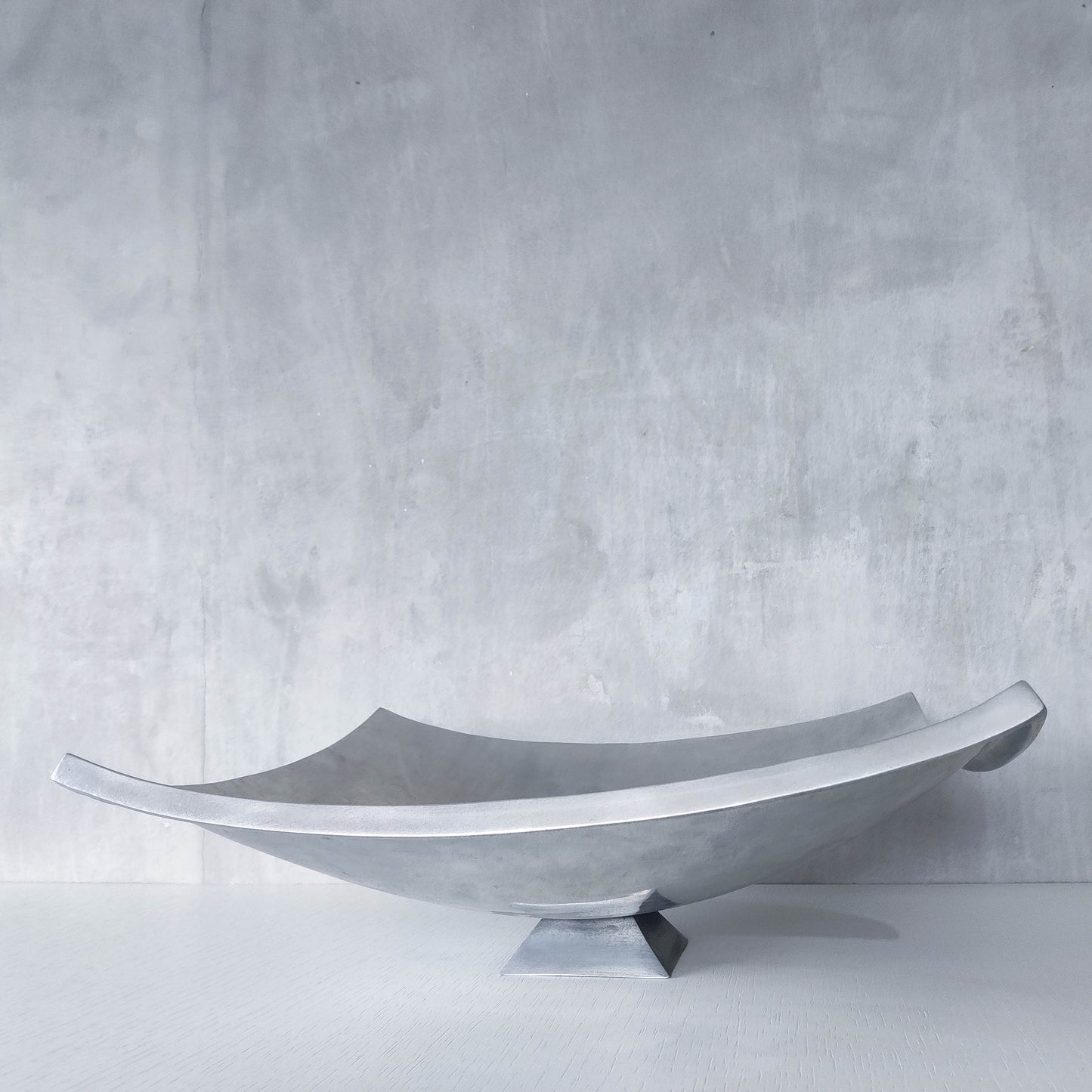 Vintage 90s cast aluminium sculptural silver large footed centerpiece fruit bowl