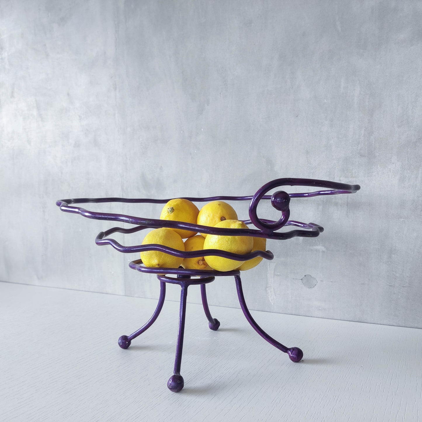 Vintage 90s artist made sculptural metal wavy spiral footed centerpiece bowl